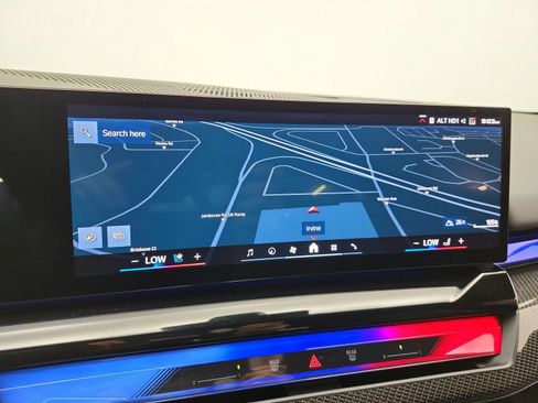 Used 2025 BMW M5 w/ Carbon Package AWD/4WD image 9