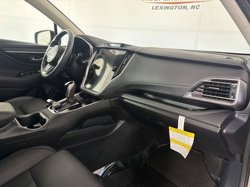 Used 2024 Subaru Outback Limited AWD/4WD image 32