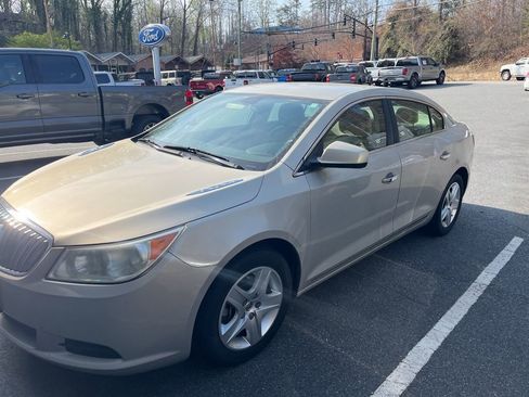 Used 2011 Buick LaCrosse CX image 4