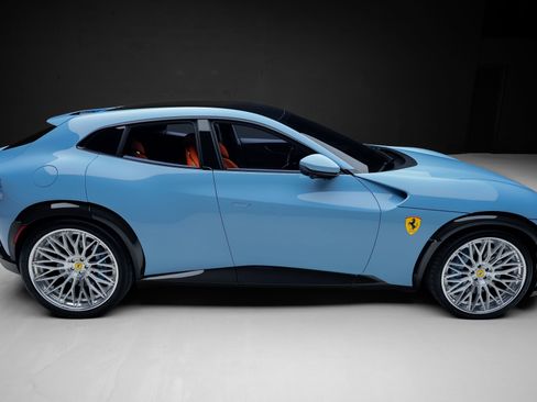 Used 2024 Ferrari Purosangue image 43