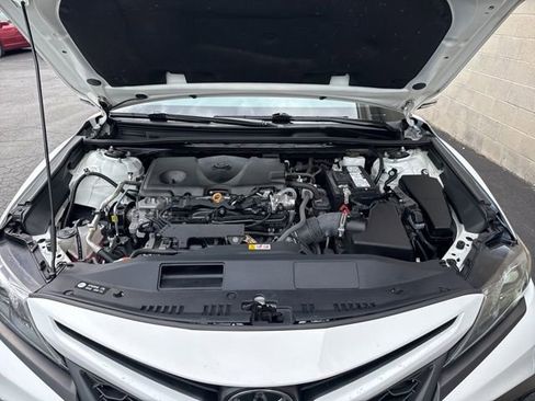 Used 2023 Toyota Camry SE w/ Cold Weather Package image 26