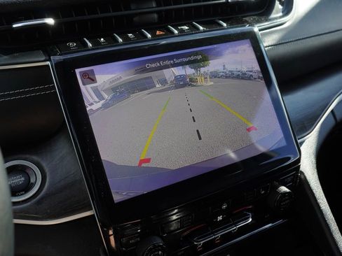 Used 2021 Jeep Grand Cherokee L Limited image 14