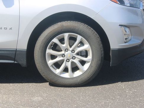 Used 2020 Chevrolet Equinox LT AWD/4WD image 12