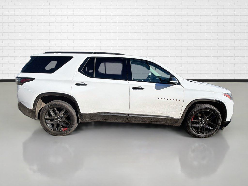 Used 2018 Chevrolet Traverse Premier w/ Redline Edition AWD/4WD image 9