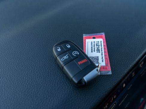 Used 2021 Dodge Durango R/T w/ Blacktop Package AWD/4WD image 32
