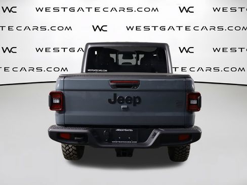 Used 2026 Jeep Gladiator Sport AWD/4WD image 4
