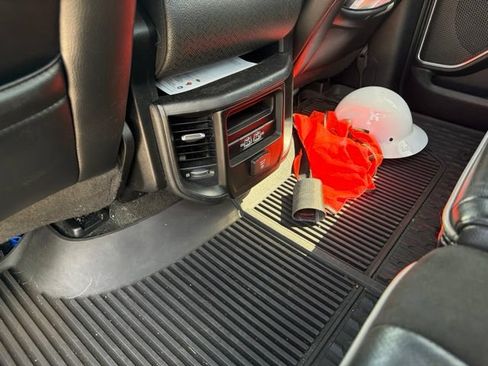 Used 2023 RAM 1500 Laramie AWD/4WD image 27