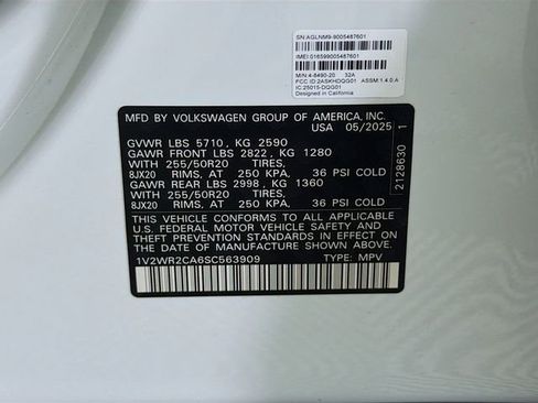 New 2025 Volkswagen Atlas SE image 31