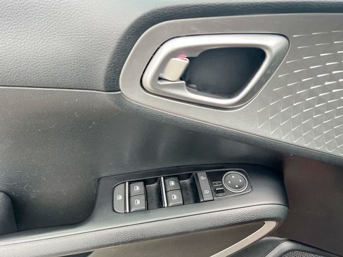 Certified 2024 Kia Soul LX w/ Option Group 015 FWD image 13