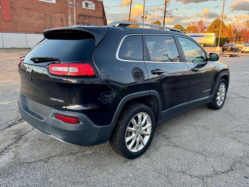 Used 2016 Jeep Cherokee Limited image 6