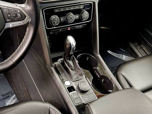 Used 2023 Volkswagen Atlas SEL image 44