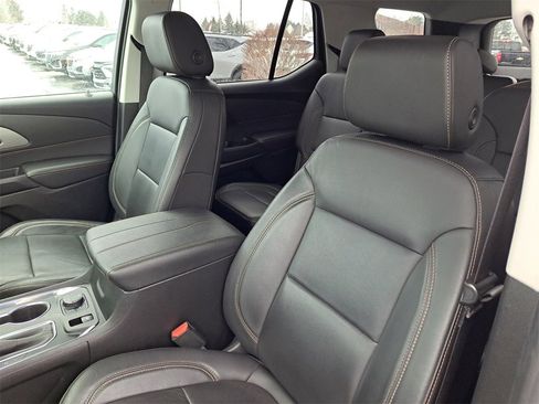Certified 2020 Chevrolet Traverse RS image 5