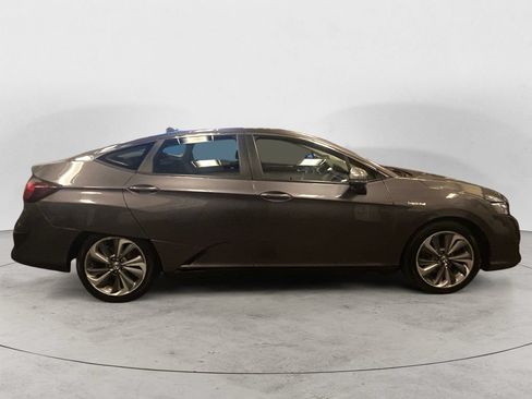 Used 2018 Honda Clarity Plug-In Hybrid image 6