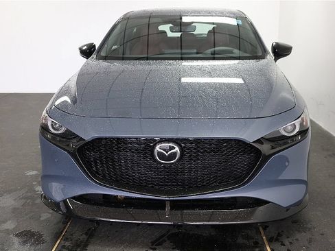 New 2026 MAZDA MAZDA3 Hatchback w/Premium Plus Pkg AWD/4WD image 33