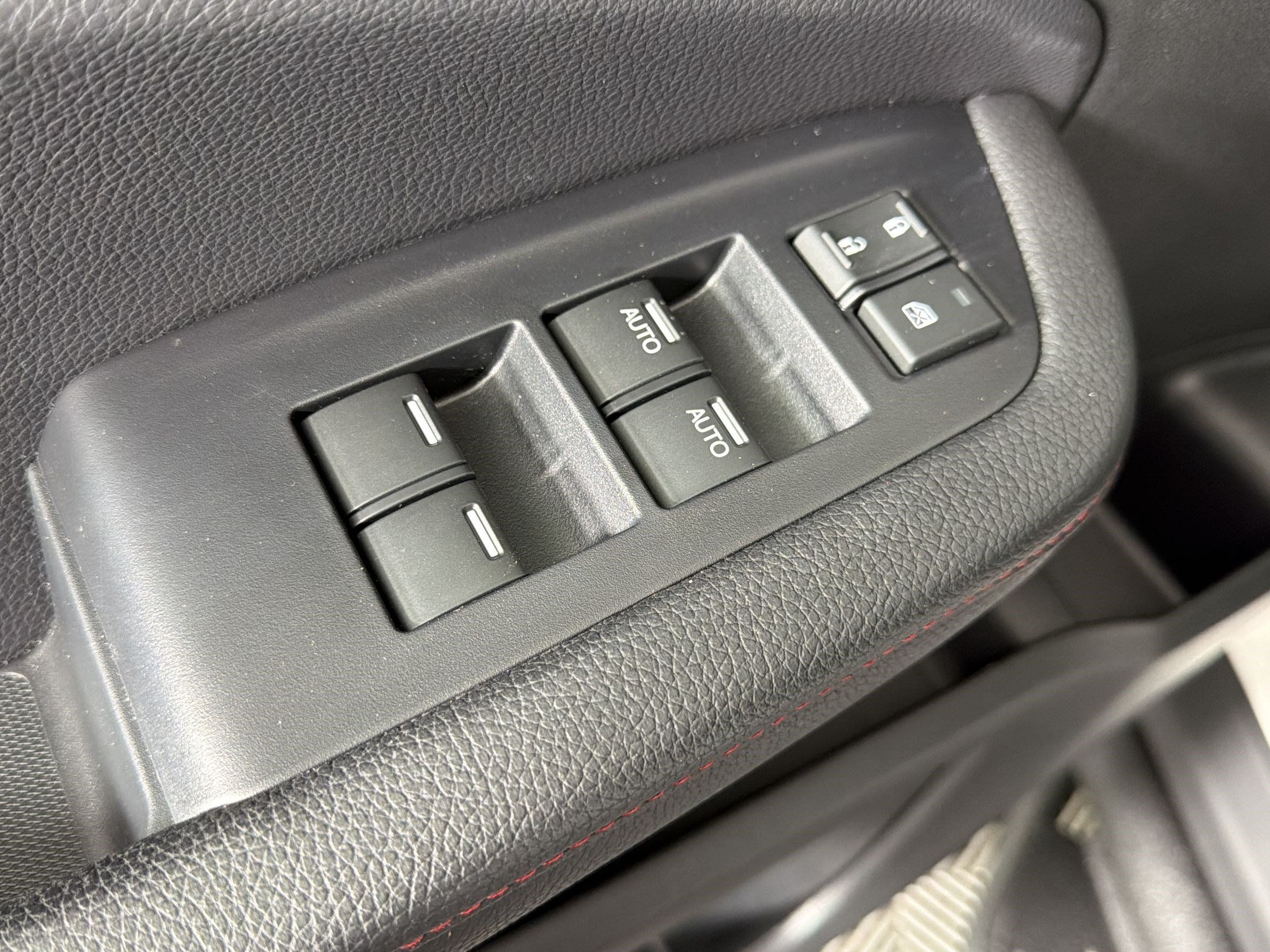 Used 2025 Honda Ridgeline Black Edition image 26