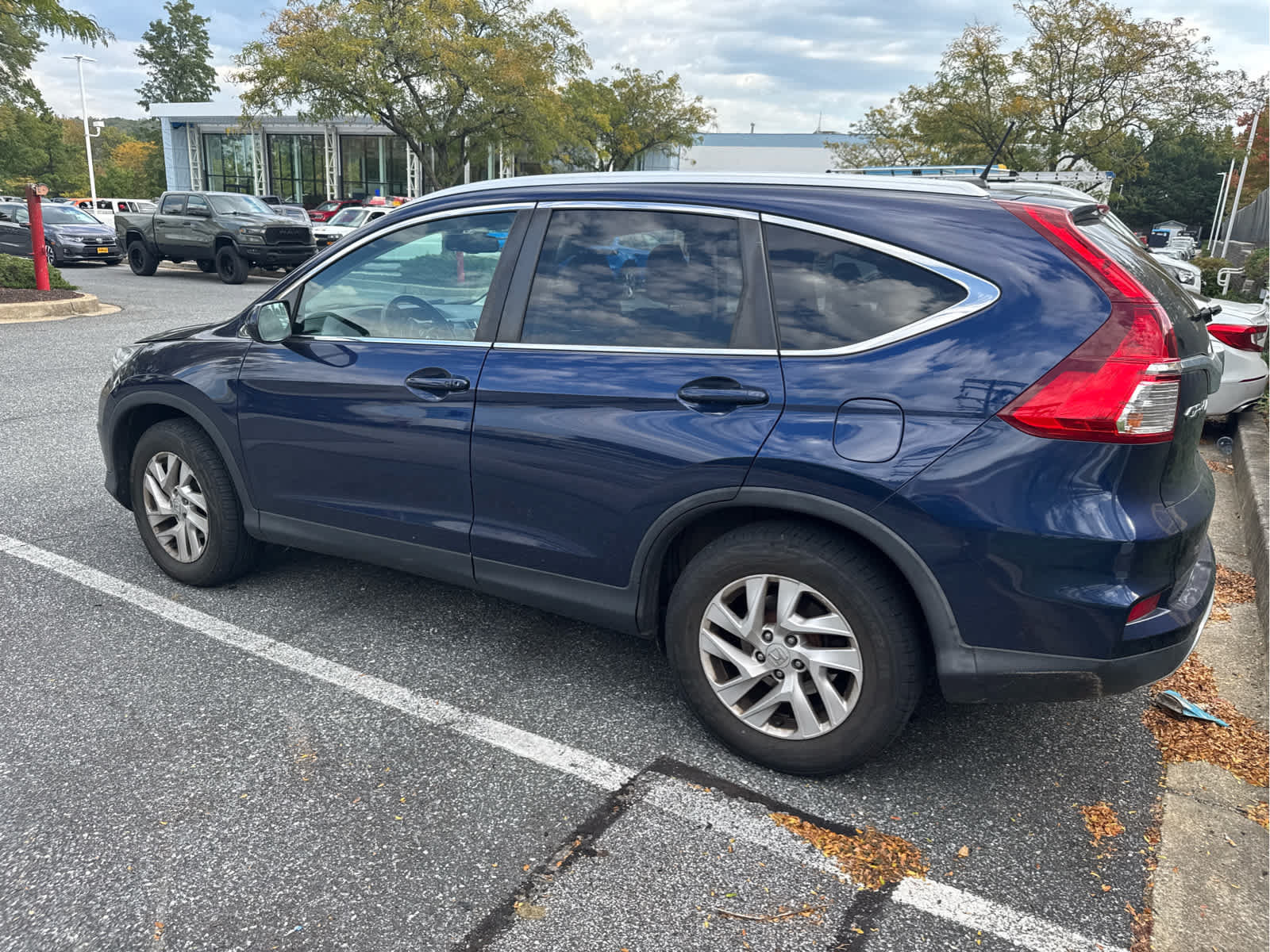 Used 2016 Honda CR-V EX-L image 3