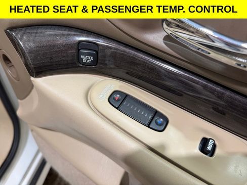 Used 2005 Buick Le Sabre Limited w/ Celebration Edition Package FWD image 4