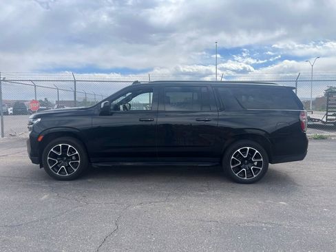 Used 2024 Chevrolet Suburban RST image 7