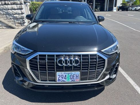 Used 2024 Audi Q3 2.0T Premium Plus AWD/4WD image 2