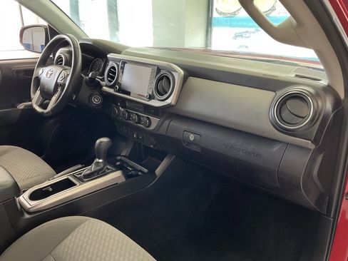 Used 2021 Toyota Tacoma SR5 image 19