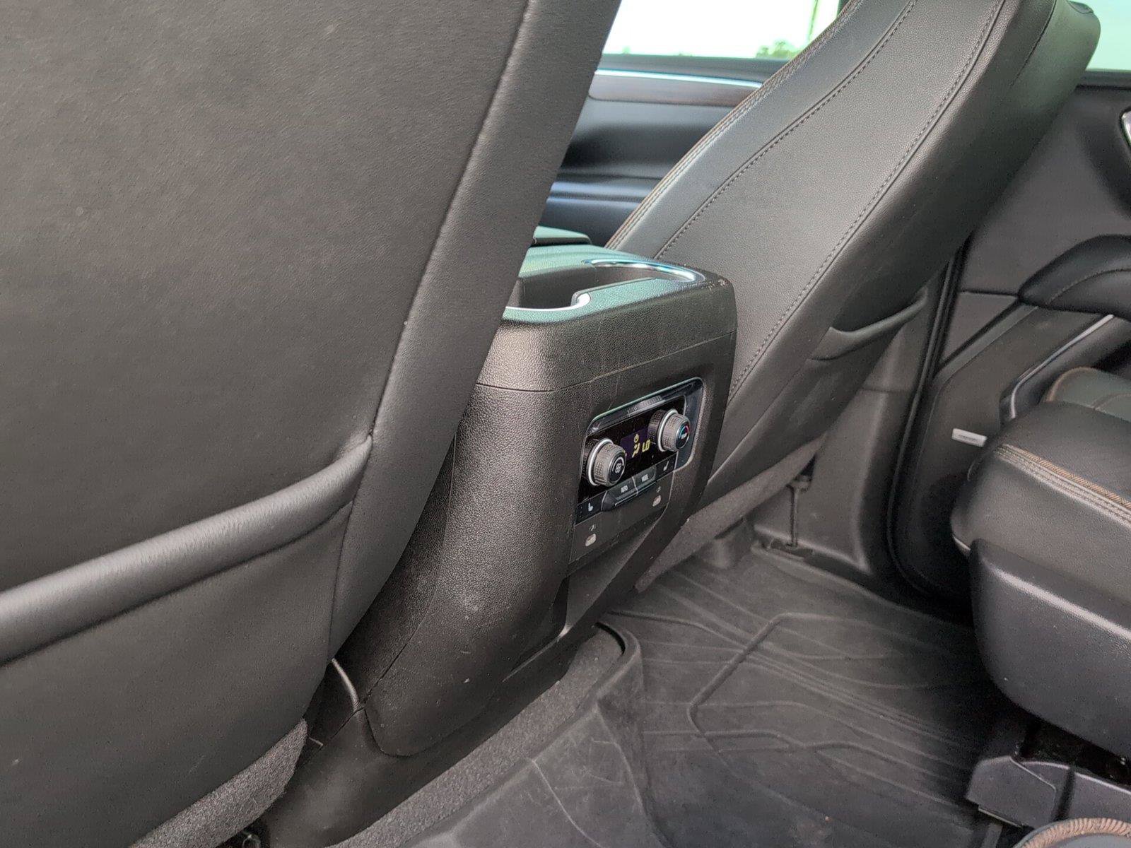 Used 2022 Chevrolet Tahoe High Country AWD/4WD image 32