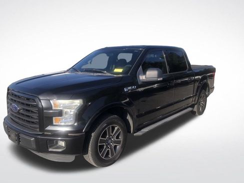 Used 2015 Ford F150 XLT w/ Equipment Group 302A Luxury RWD image 2