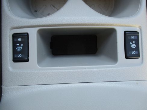 Used 2019 Nissan Rogue Sport SL image 25