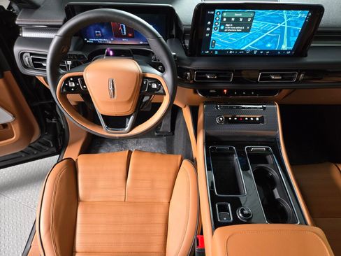 New 2026 Lincoln Aviator Black Label w/ Jet Appearance Package AWD/4WD image 16
