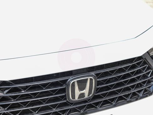 Used 2025 Honda Accord SE image 13