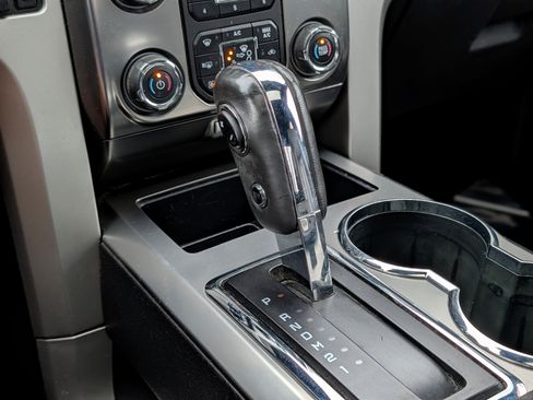 Used 2014 Ford F150 FX4 w/ Equipment Group 402A Luxury image 18