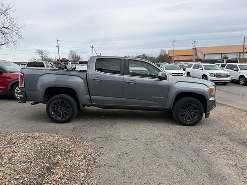 Used 2020 GMC Canyon SLE w/ Driver Alert Package image 3