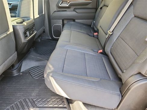 Used 2024 Chevrolet Silverado 2500 LT w/ Texas Edition image 23