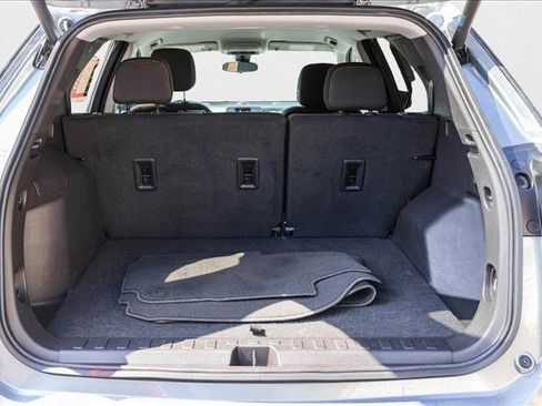 Used 2024 Chevrolet Equinox LT image 25