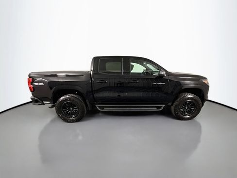 Used 2024 Chevrolet Colorado LT w/ LT Convenience Package II AWD/4WD image 8