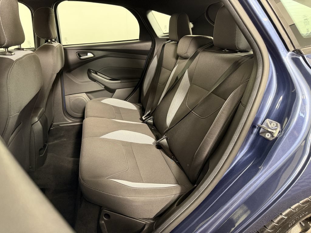 Used 2018 Ford Focus ST FWD image 18
