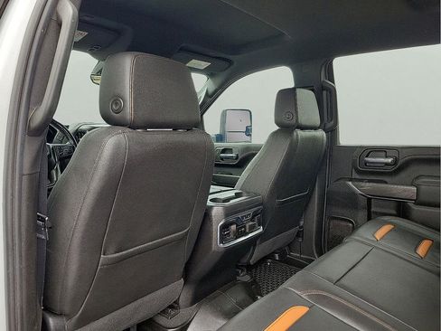 Used 2023 GMC Sierra 2500 AT4 w/ AT4 Preferred Package AWD/4WD image 12