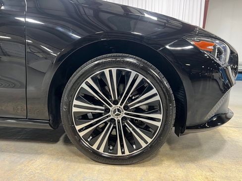Used 2023 Mercedes-Benz CLA 250 4MATIC image 16