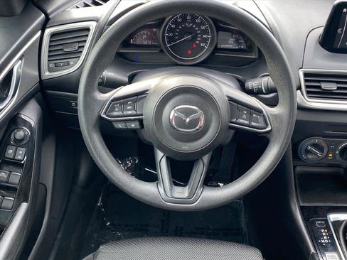 Used 2018 MAZDA MAZDA3 Sport image 5