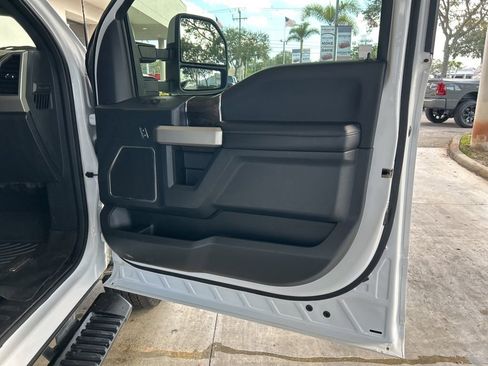 Used 2022 Ford F250 Lariat w/ Lariat Ultimate Package image 25