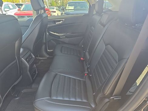 Used 2024 Ford Edge SEL AWD/4WD image 11