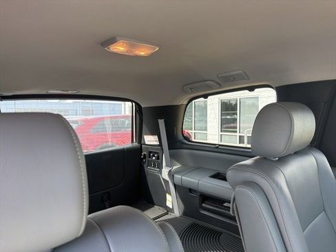 Used 2019 Toyota Sequoia Limited image 15
