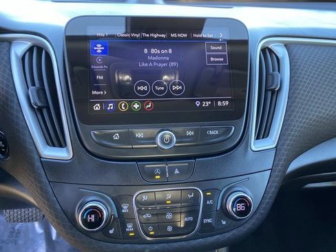 Used 2023 Chevrolet Malibu LT image 7