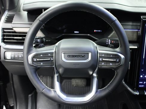 Used 2026 GMC Acadia Denali w/ LPO, Floor Liner Package AWD/4WD image 18
