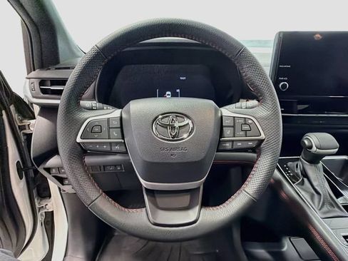 Certified 2025 Toyota Sienna XSE AWD/4WD image 9
