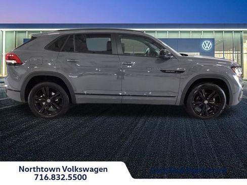 Certified 2023 Volkswagen Atlas Cross Sport SEL R-Line image 2