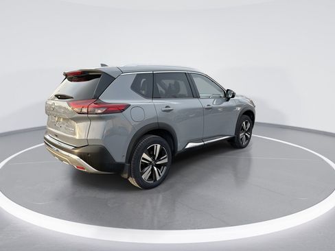 Used 2023 Nissan Rogue Platinum w/ Platinum Premium Package image 8