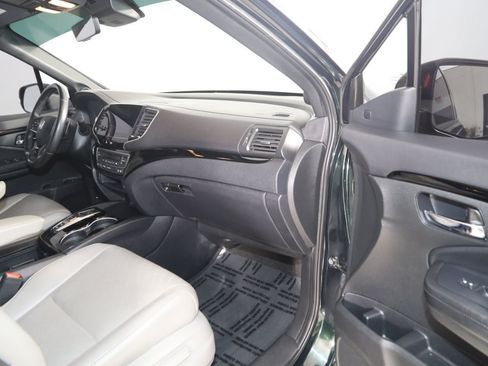 Used 2019 Honda Passport Touring image 39