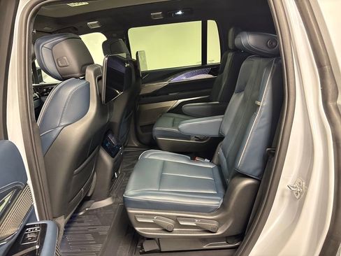 New 2026 Cadillac Escalade IQL Luxury w/ LPO, Floor Liner Package image 33