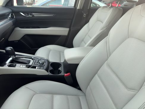 Used 2017 MAZDA CX-5 Grand Touring w/ Premium Package image 3