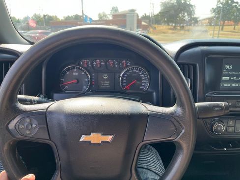 Used 2019 Chevrolet Silverado 1500 W/T w/ WT Convenience Package AWD/4WD image 9